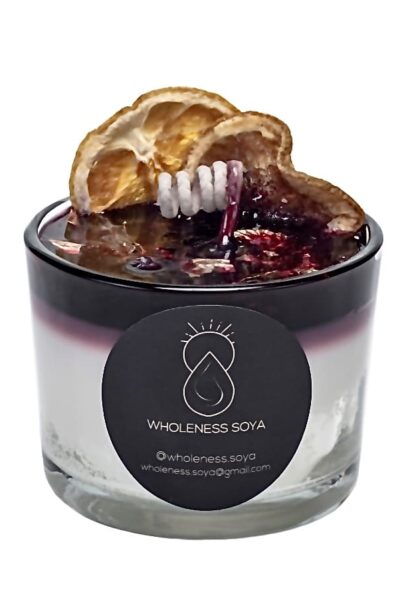 Handcrafted citrus scented candle with lemon, gardenia, ginger, lime and lemongrass fragrance. Made with natural wax blend and high quality non-toxic gel decoration.