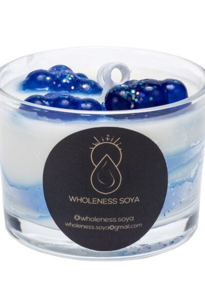 Handcrafted cloud candle with black pepper and white musk scent and decorative gel clouds
