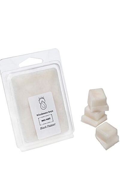 Wax melt Black Pepper in a dark shade with a warm, spicy black pepper fragrance for home scenting.
